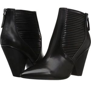 Bcbgeneration Alexis nappa smooth booties black sz 7.5